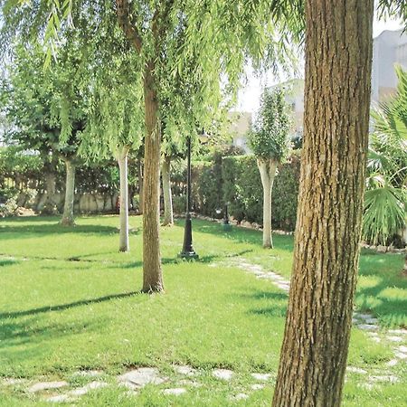 Amazing apartment in Guardamar del Segura with 2 Bedrooms, WiFi&Outdoor swimming pool Buitenkant foto
